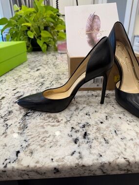 Jessica Simpson Black Leather Pointed Toe Stiletto Heels